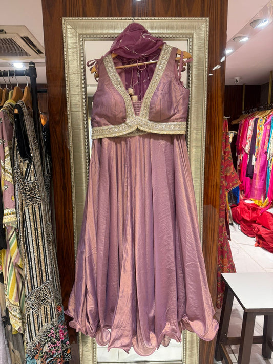 Dolly – Sea Green & Onion Pink Tissue Lehenga with Zari & Sequin Embroidery