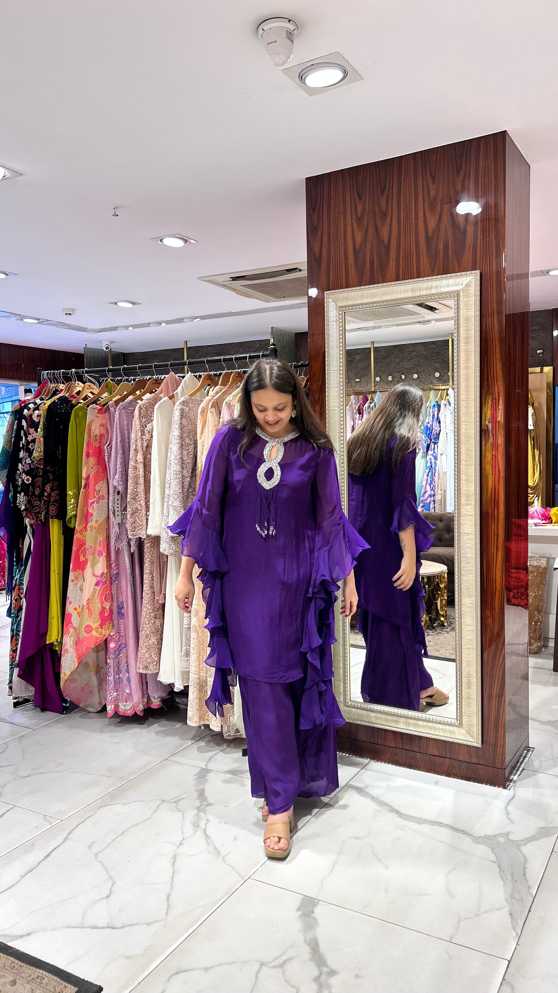 Elegant evening outfit in purple organza by House of Ajita