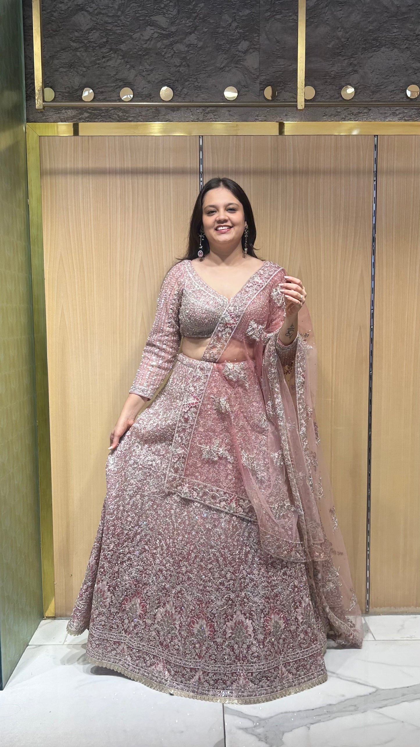 Diya – Pink Semi-Bridal Net Lehenga Set