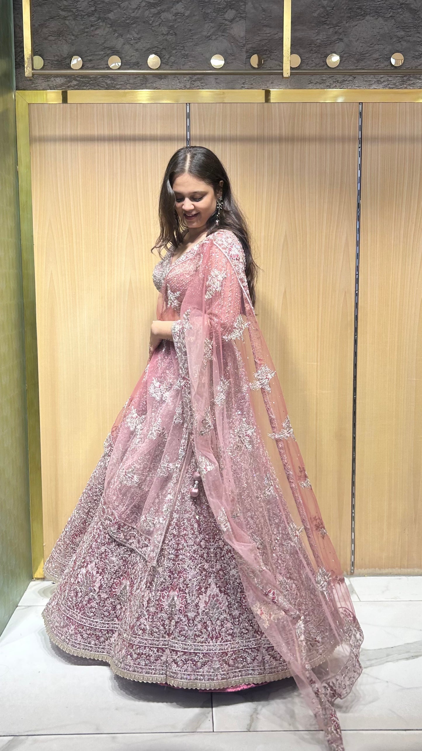 Diya – Pink Semi-Bridal Net Lehenga Set